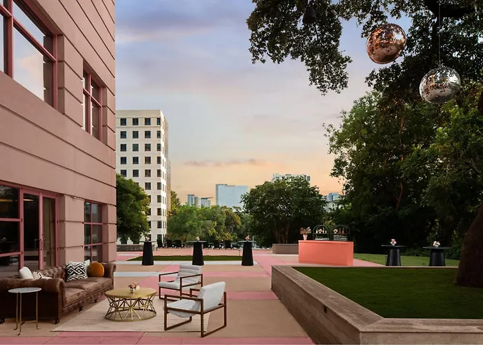 Renaissance Austin Downtown Hotel